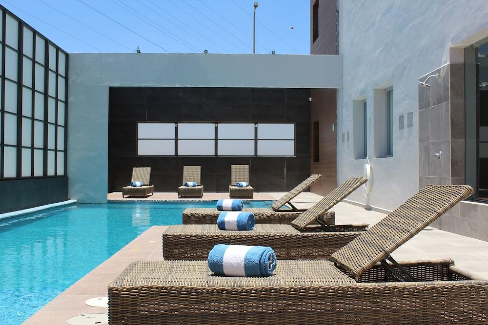 Hotel La Quinta By Wyndham Aguascalientes Esterno foto