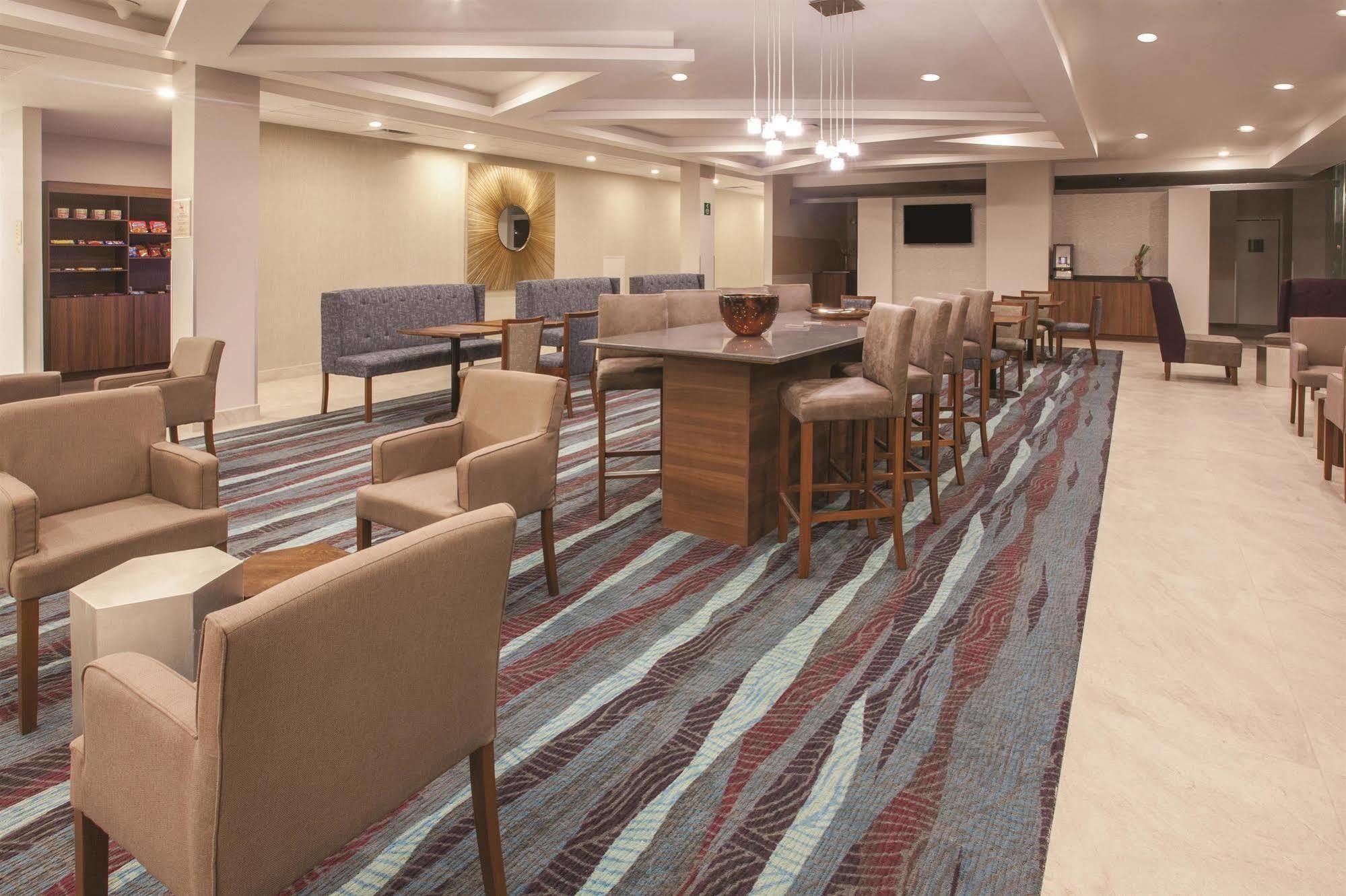 Hotel La Quinta By Wyndham Aguascalientes Esterno foto